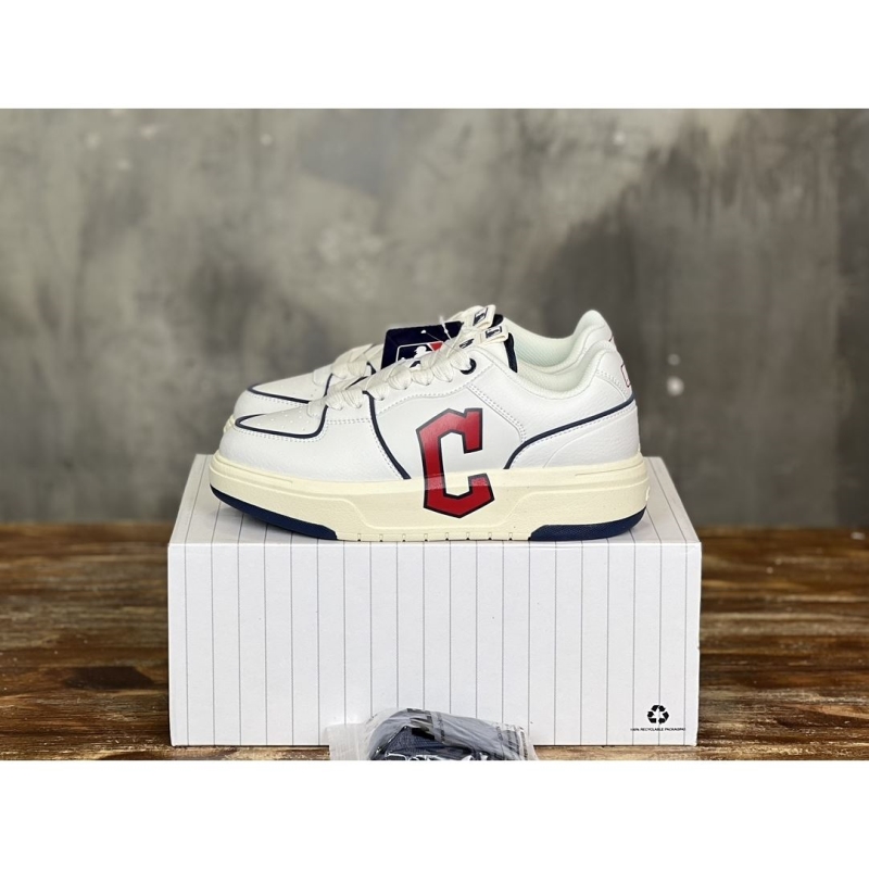 G*u*i sneakers